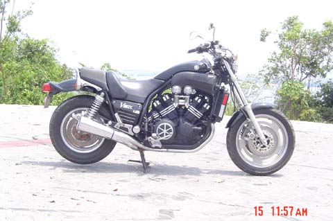 yamaha_v-max_1200cc.jpg yamaha_v-max_1200cc.jpg